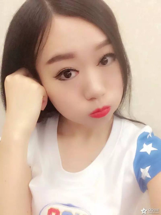 株洲之星第六十三期如春天般的大美女孟婷