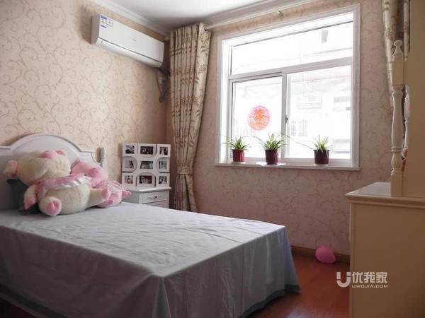 选择正方形或长方形为,卧室出现缺角和凸角都不妥.