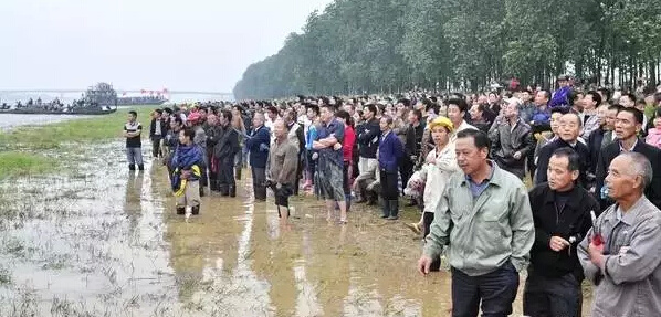 湘阴有多少人口_湘阴母子三人淹死池塘 钓龙虾导致悲剧