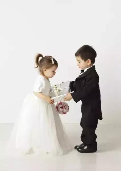 ֳǣ˭