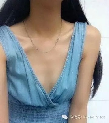 女生练胸?大图女生高清背影图片