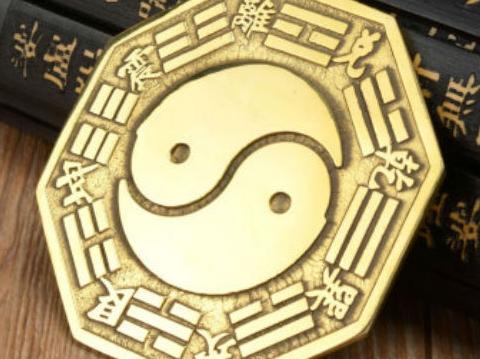 八卦镜,挂对地方才有用