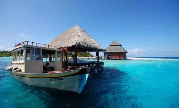 马尔代夫旅游特价班度士岛游玩娱乐