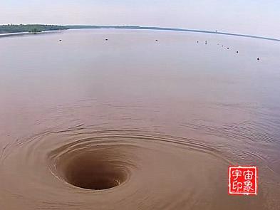 美湖泊发现巨大死亡漩涡:能吞掉一条船