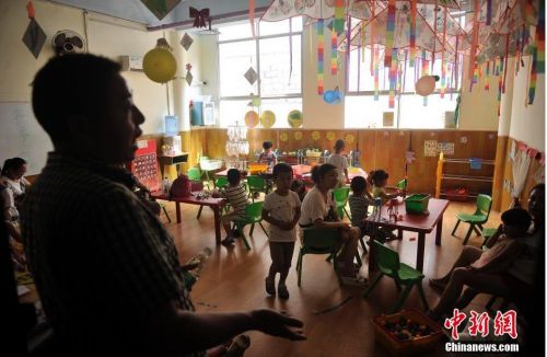 重庆小海龟幼儿园给学生吃变质包子 食堂被查