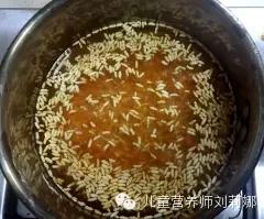 腹泻积食调理--胡萝卜焦米粥