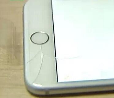 前两天国内以为俞女士从苹果官网买了一部iphone6 plus,作为果粉使用