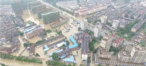 南京市溧水县人口_南京市溧水区审计人员冒雨察看天利广场施工现场(2)