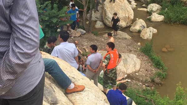 昨天下午登封 九龙潭一13岁少年溺水身亡!