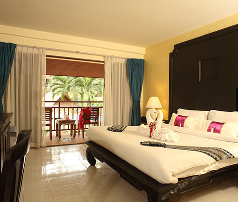 普吉岛酒店推荐: Chanalai Flora Resort