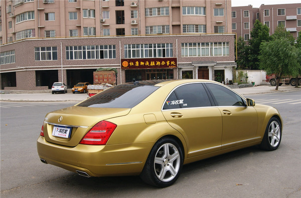 奔驰s350l全车金色车身贴膜