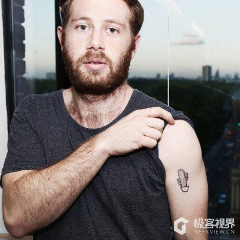 英国青年发明自助纹身机,自己在家就能纹身啦