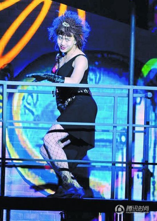 杀阡陌马可容颜绝美惊艳 盘点男星扮女装妩媚妖娆照(组图)
