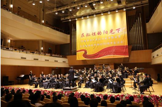 京一六一中学举行纪念抗战胜利70周年音乐会