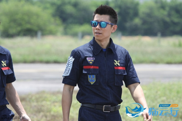 综艺节目大PK,出动飞机来应战