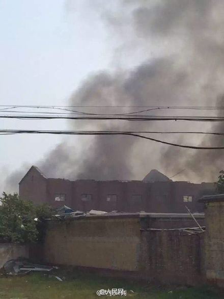 不法鞭炮加工窝点爆破
