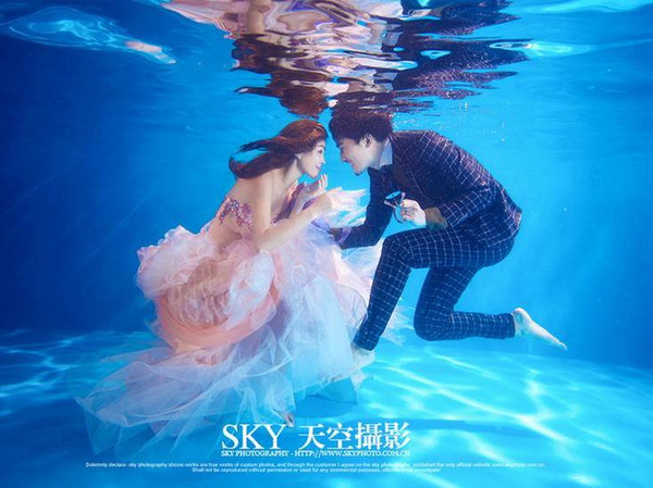 北京天空婚纱摄影给你添加无限创意和感觉