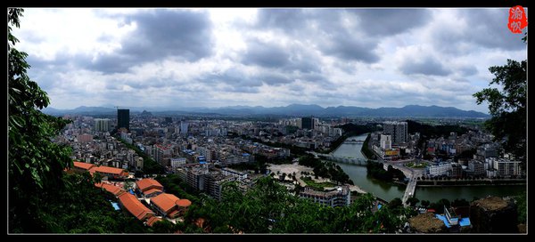 【广西灵山】六峰山上玩游戏,按图拍照欢乐多