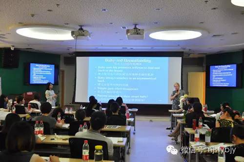南京市妇幼保健院举办江苏首届母乳喂养咨询培