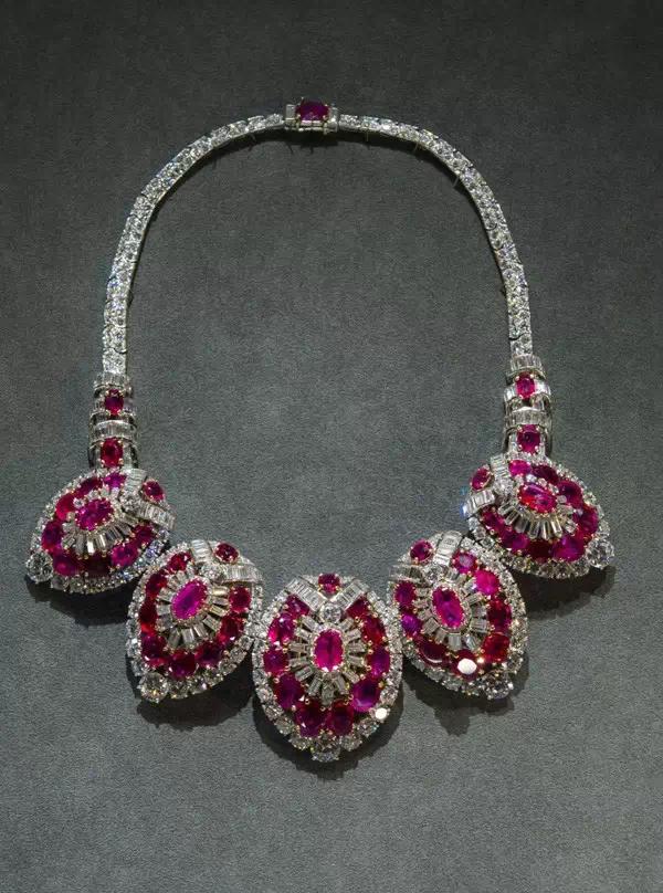 全球十大顶级珠宝品牌,奢华至极!