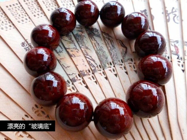 小叶紫檀包浆是何物你知道吗?