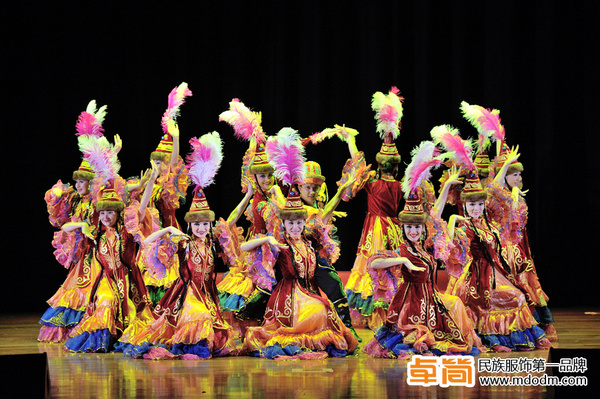 卓简:原来维吾尔族舞蹈有这么多分解动作