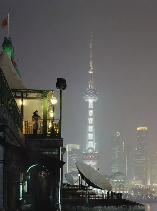 世界繁华城市的孤独角落