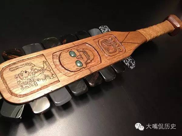 不是指武术,而是指兵器:刀枪剑戟斧钺钩叉,鞭锏锤抓閑棍,槊棒拐子流星