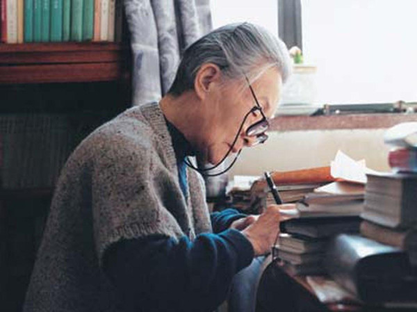 104岁杨绛:何为好家庭,何为好教育?