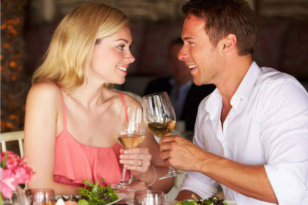 如何像法国人一样优雅地喝葡萄酒-搜狐吃喝