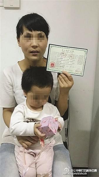 网曝上海地铁乞丐月入过万 乞讨进入3.0时代