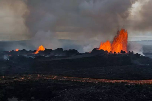 冰岛火山爆发-搜狐