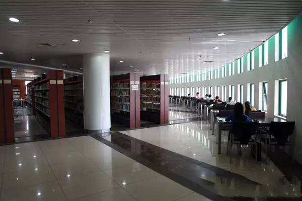 肇庆市图书馆