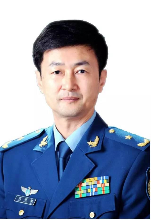 赵以良 沈阳军区原副政委兼军区空军政委 现已调任空军副政委