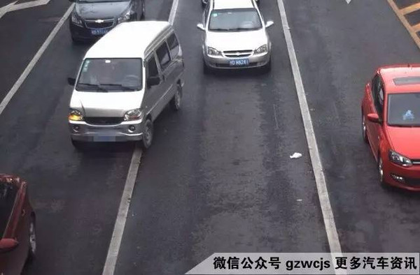中国公路形如战场 不得不说的几类战车 高清图片