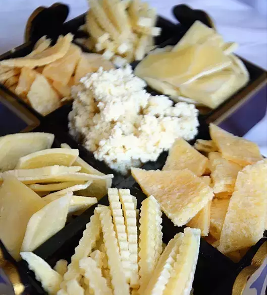 健康美食:四子王旗草尖上的文明之乳飘香