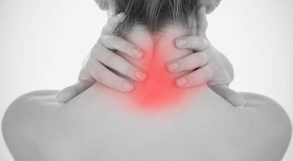 颈椎腰椎痛, 药盐包 热敷可解决。