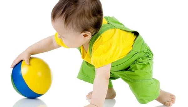 助婴儿提高专注力的四种玩具