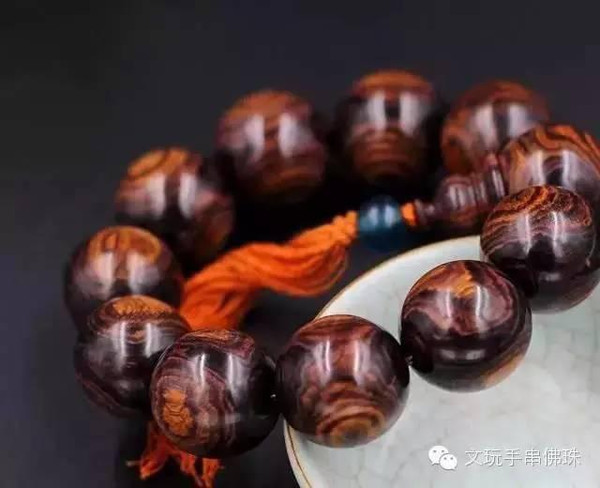 帅气逼真的撞脸之血檀小叶紫檀vs图片