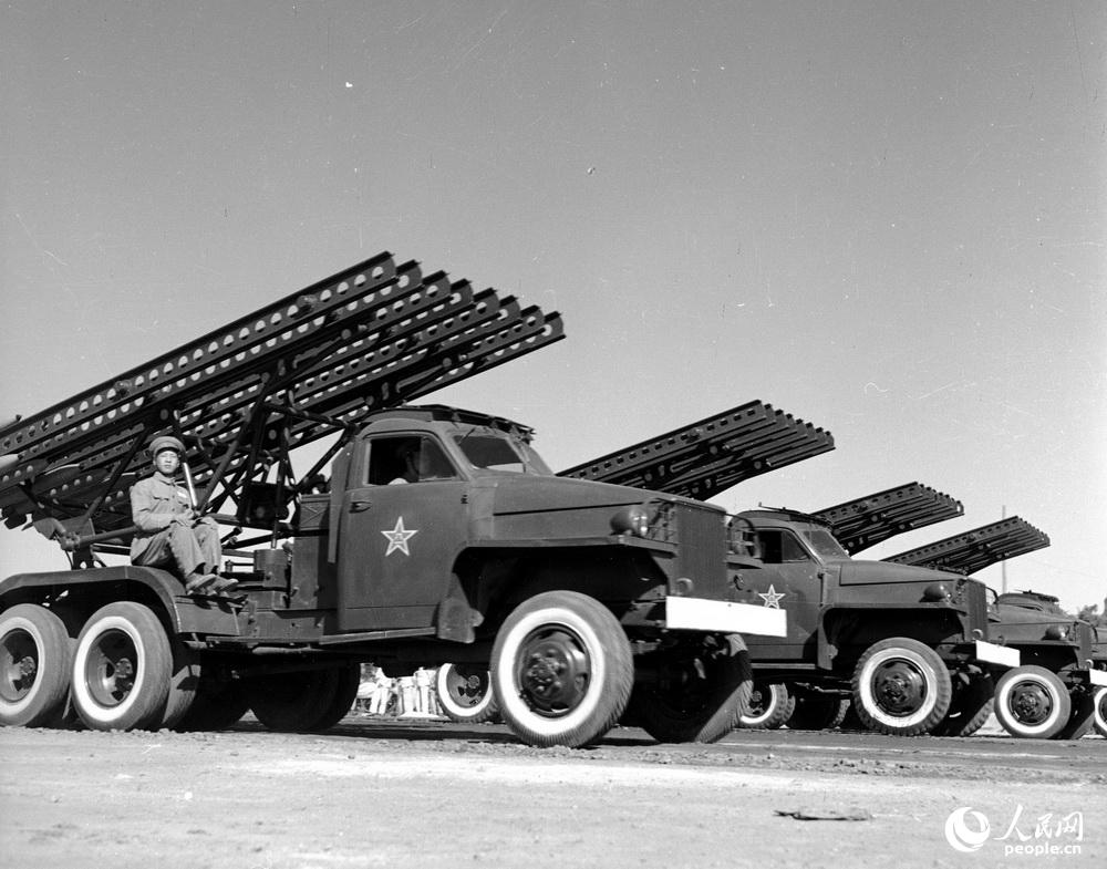 1954年,苏式火箭炮,当时世界上最具威名的炮兵