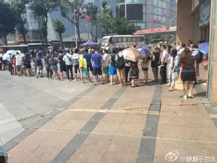 天津爆炸是哪一年_天津爆炸是什么引起的