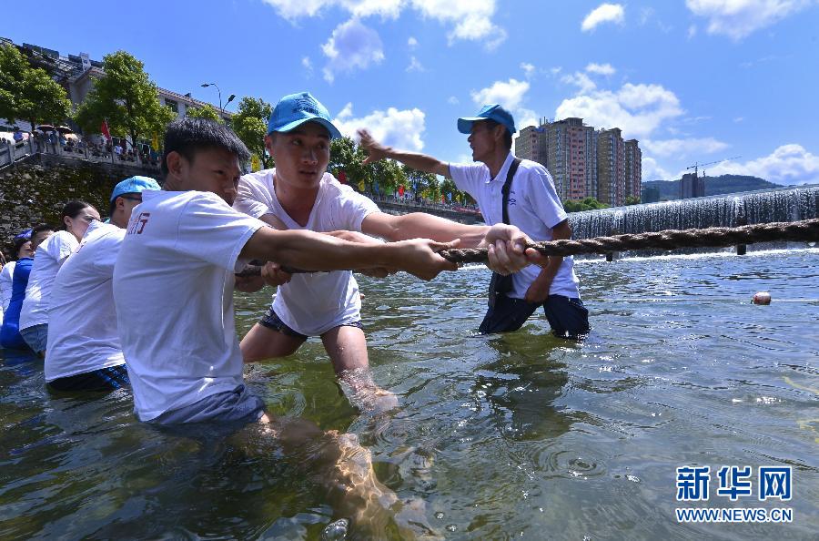 作为武陵山区水上运动会的比赛项目之一,在湖北省恩施土家族苗族自治