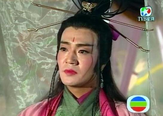 鲁振顺80年代初进入演艺圈,1996年因出演《笑傲江湖》中