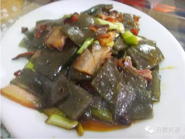 资源县高山蕨粑现已成为了当今的美味佳肴