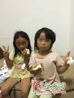 回到中队,姐妹二人吃上了包子