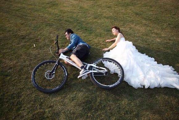 婚纱照单车_共享单车图片