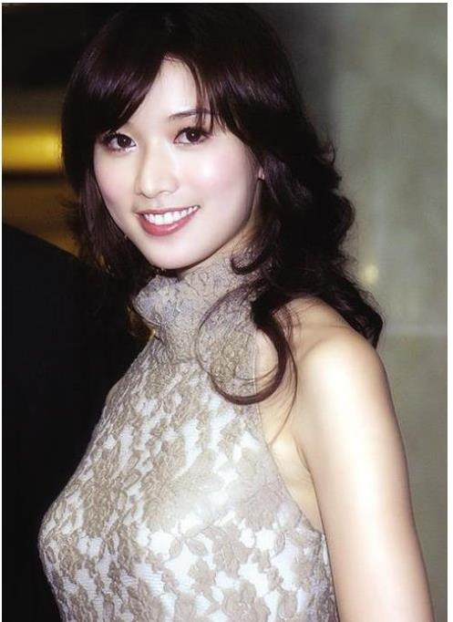 七夕节独自唱情歌的10大单身女神