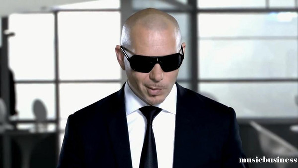 给pitbull:《we are one》