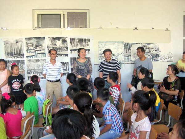 牡丹江市教育局举办2015暑期冰雪画公益培训