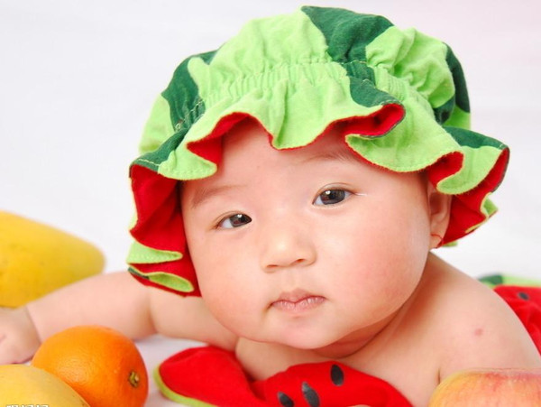 几个月的宝宝可以练习自己吃饭 mp28683843_1440157092893_1_th.jpeg